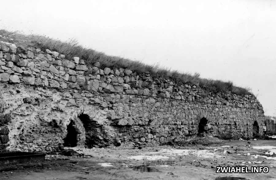 Замок у 1960-х роках: північна стіна