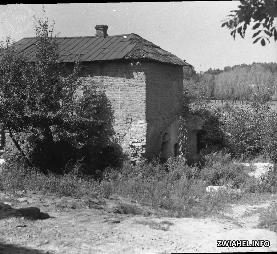 Руїни будинку на замковому пагорбі, 1983 рік