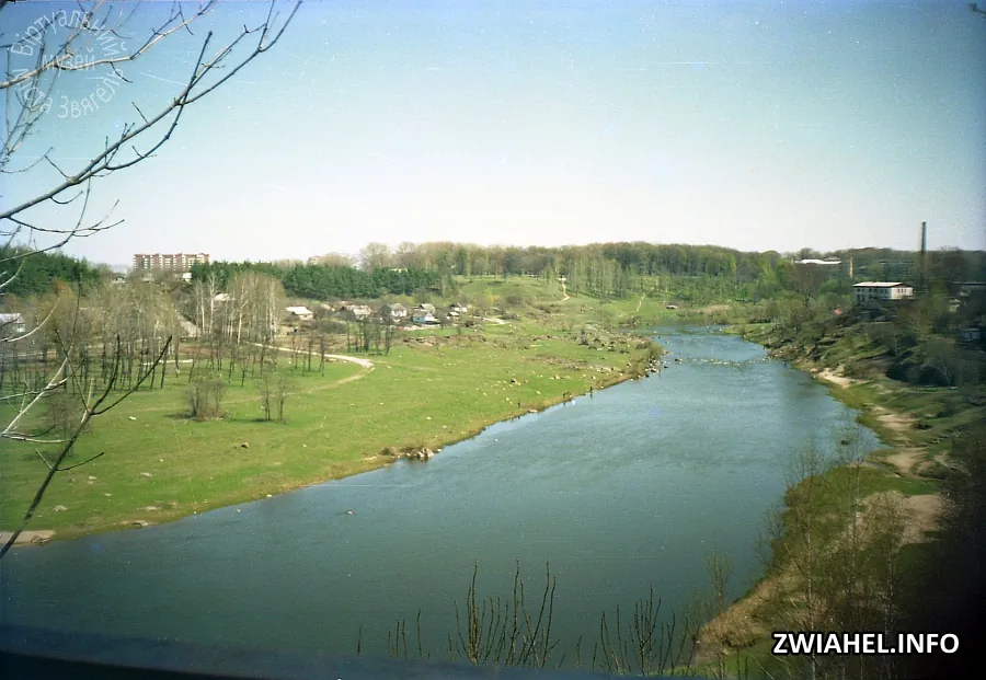 Вид на річку Случ із замкового пагорбу (1997 рік)  