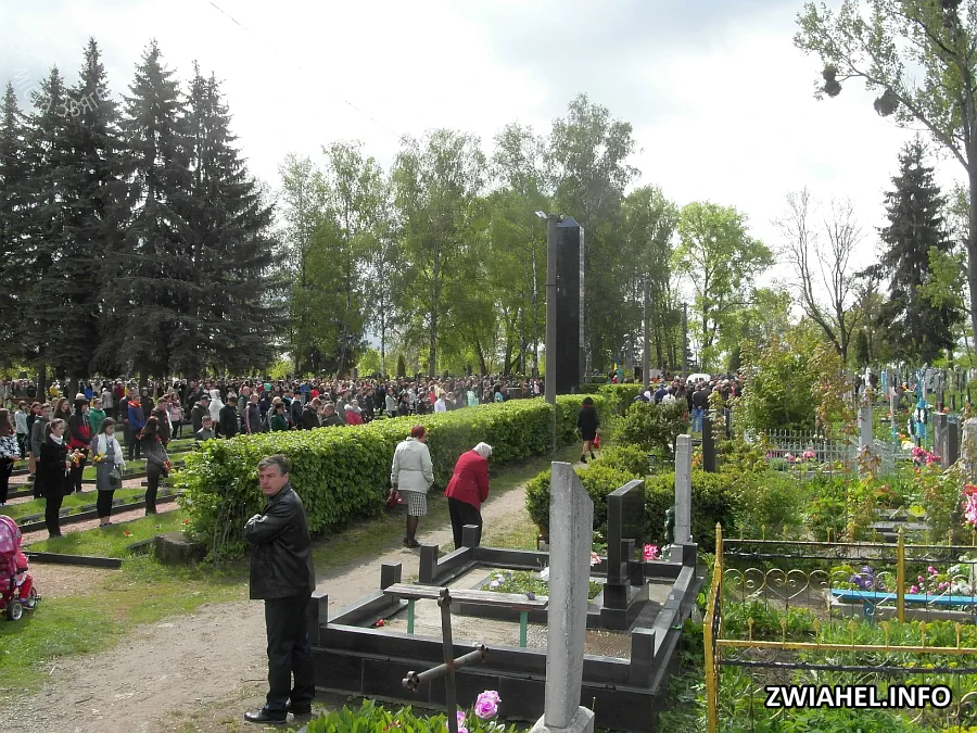 День Перемоги 2017: військово-меморіальний цвинтар