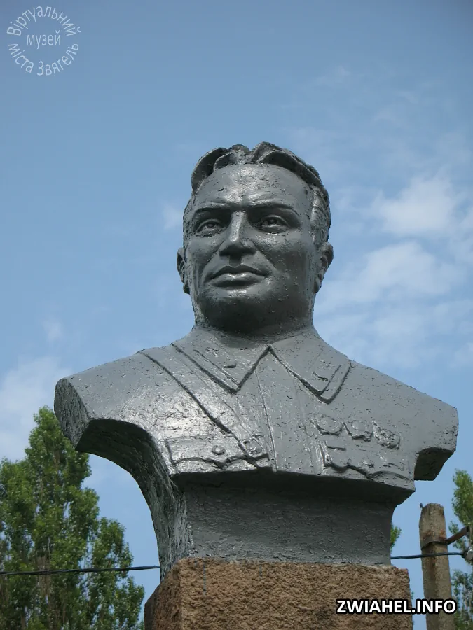 Пам'ятник радянському льотчику Валерію Чкалову